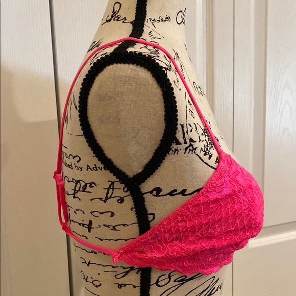 Vibrant HOT Neon Pink Lace Bralette size Medium - Picture 4 of 9